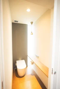 河辺町の家（トイレ）