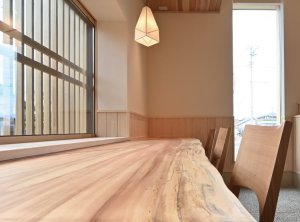 一枚板カウンター