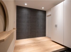 半田の家（玄関）