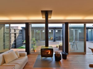 薪ストーブのある家（ランタン）